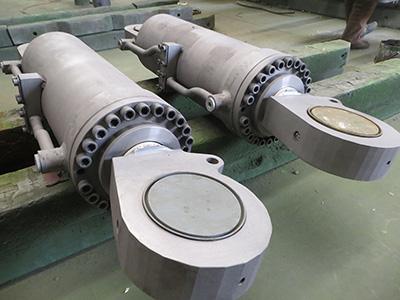  Судовой гидроцилиндр 